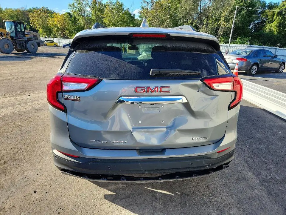 2024 GMC TERRAIN SLE  
