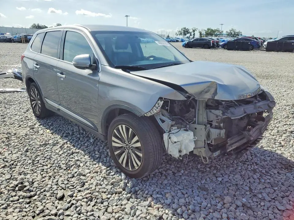 2019 MITSUBISHI OUTLANDER SE  
