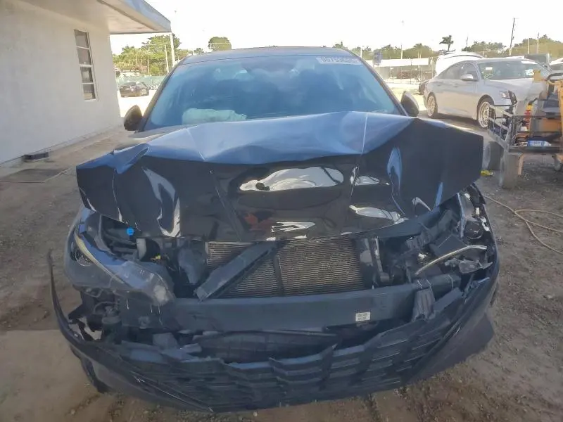 2021 HYUNDAI ELANTRA SE  