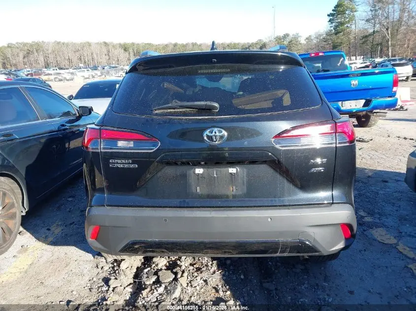 2024 TOYOTA COROLLA CROSS XLE