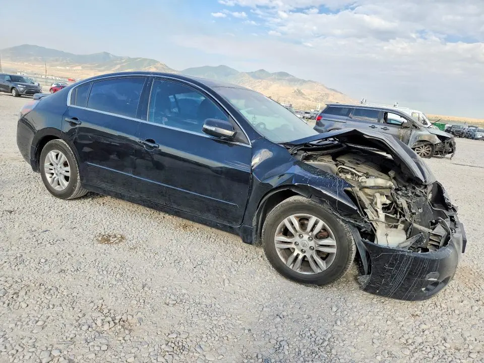 2010 NISSAN ALTIMA BASE  