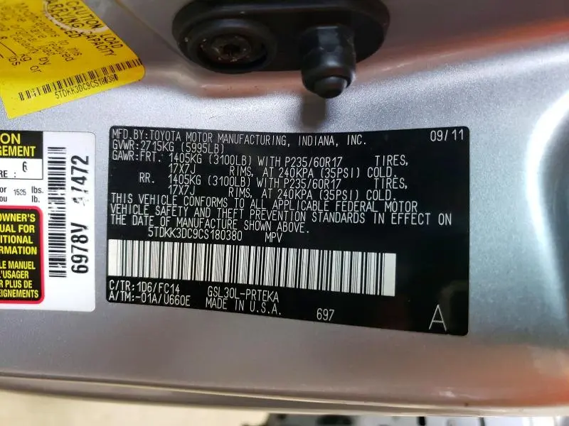 2012 TOYOTA SIENNA LE  