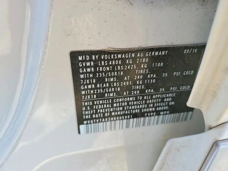 2017 VOLKSWAGEN TIGUAN SPORT  