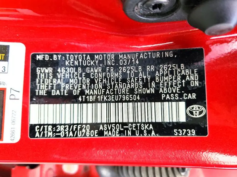 2014 TOYOTA CAMRY SE  
