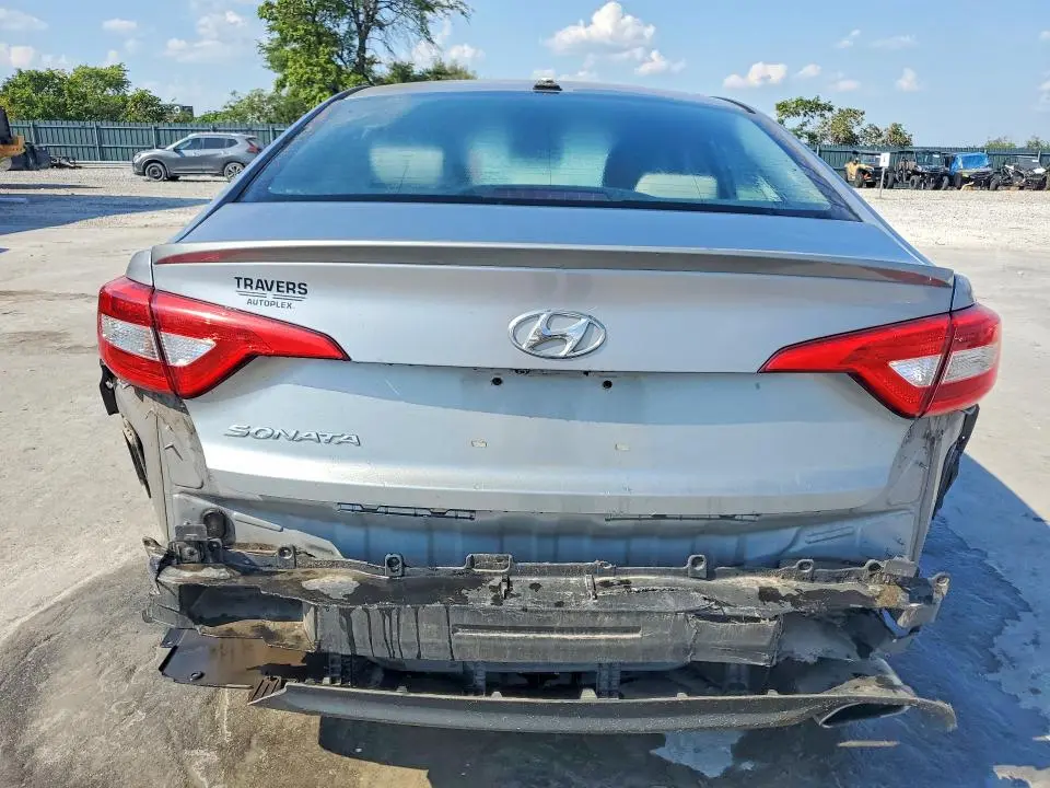 2016 HYUNDAI SONATA SE  