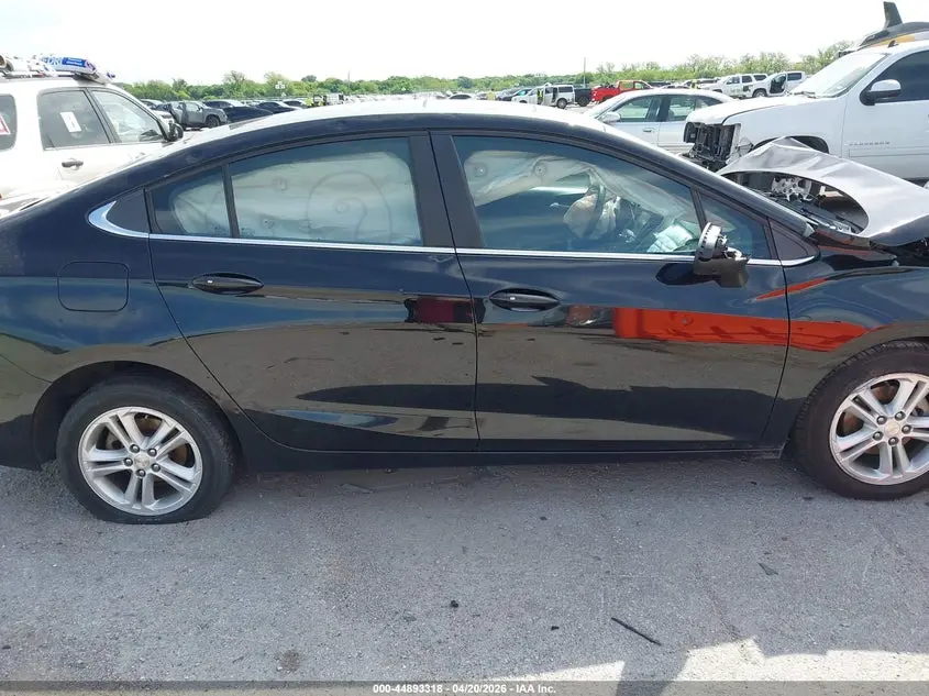 2017 CHEVROLET CRUZE LT AUTO