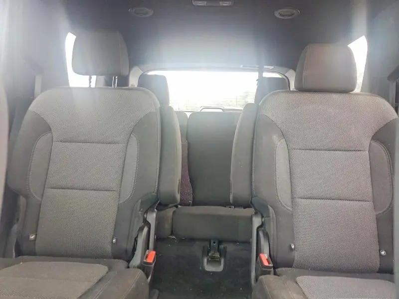2023 CHEVROLET TRAVERSE LT  
