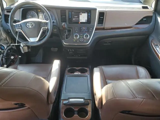 2015 TOYOTA SIENNA XLE  