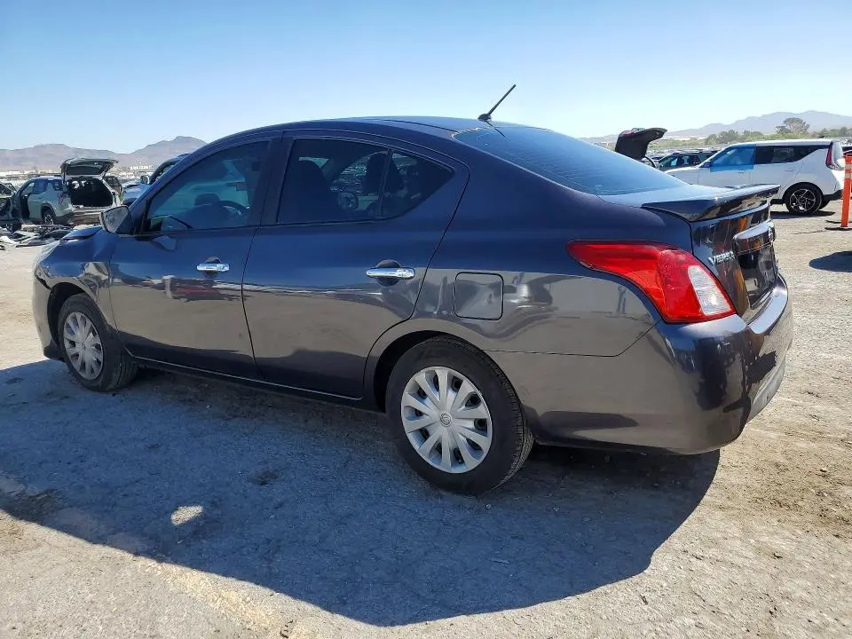 2015 NISSAN VERSA 1.6 SV  