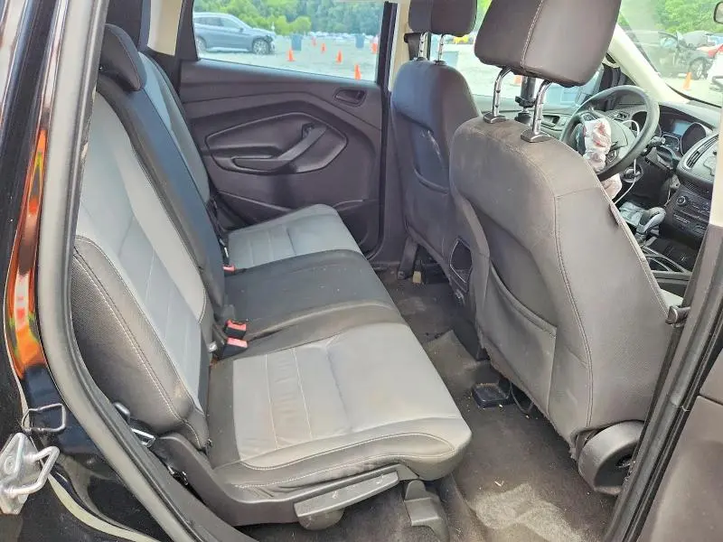 2017 FORD ESCAPE S  