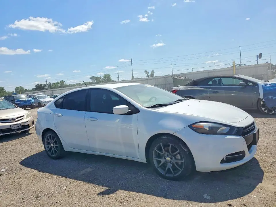 2016 DODGE DART SXT  