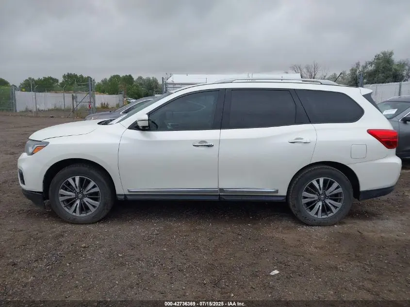 2017 NISSAN PATHFINDER SL