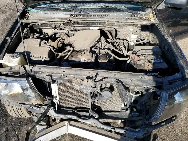 2010 TOYOTA TACOMA BASE  