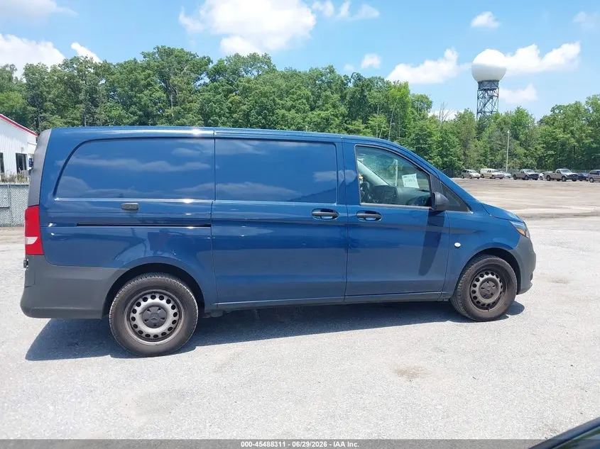 2019 MERCEDES-BENZ METRIS  