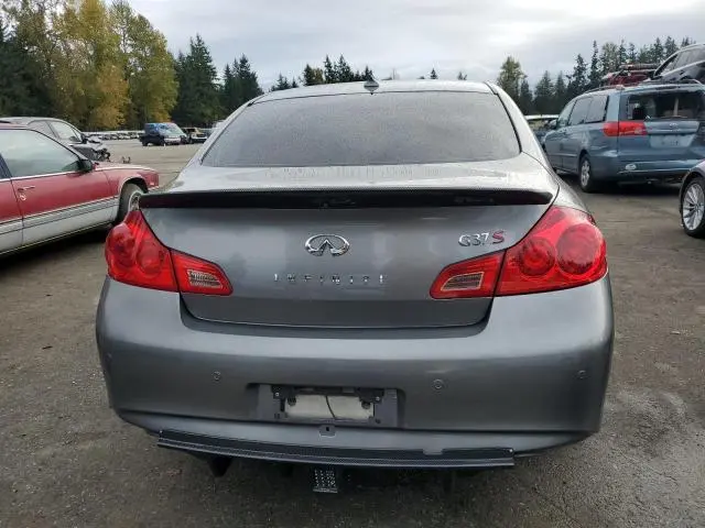 2010 INFINITI G37 BASE  
