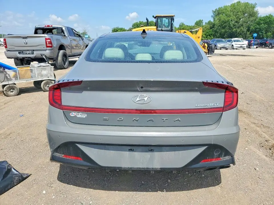 2022 HYUNDAI SONATA LIMITED  