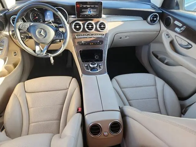 2019 MERCEDES-BENZ GLC 300  
