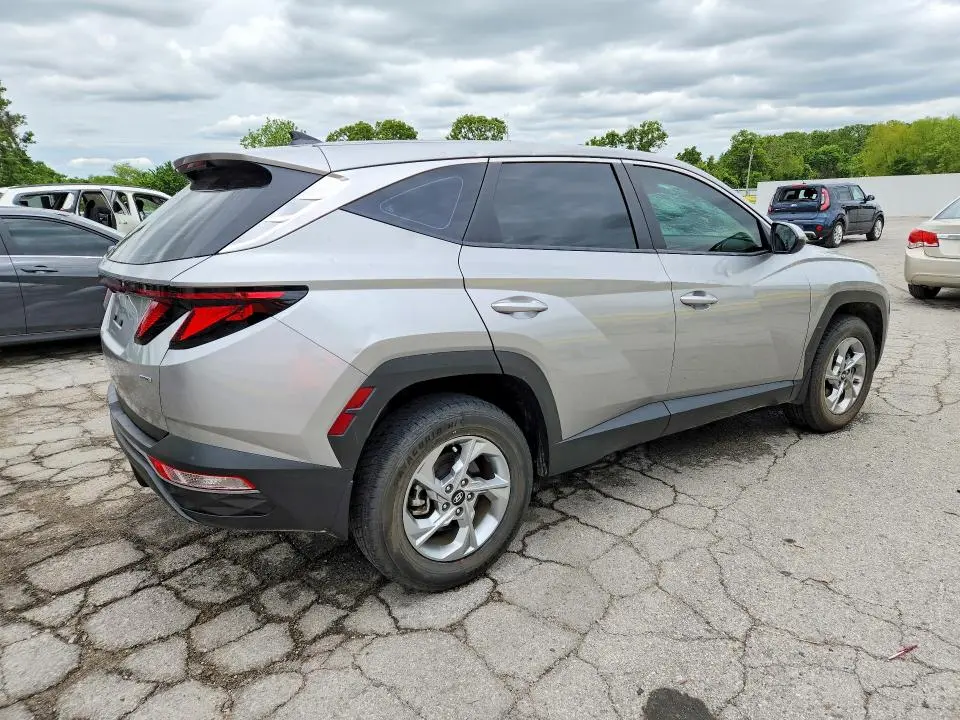 2024 HYUNDAI TUCSON SE  