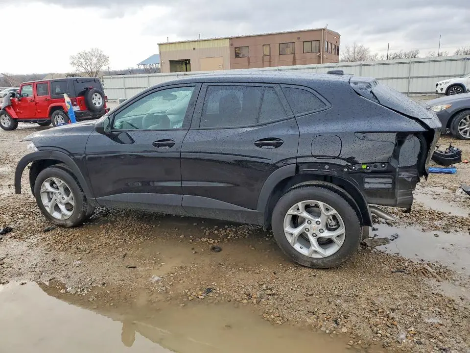2026 CHEVROLET TRAX LS  