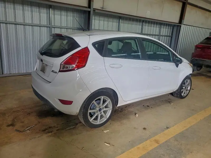2016 FORD FIESTA SE  