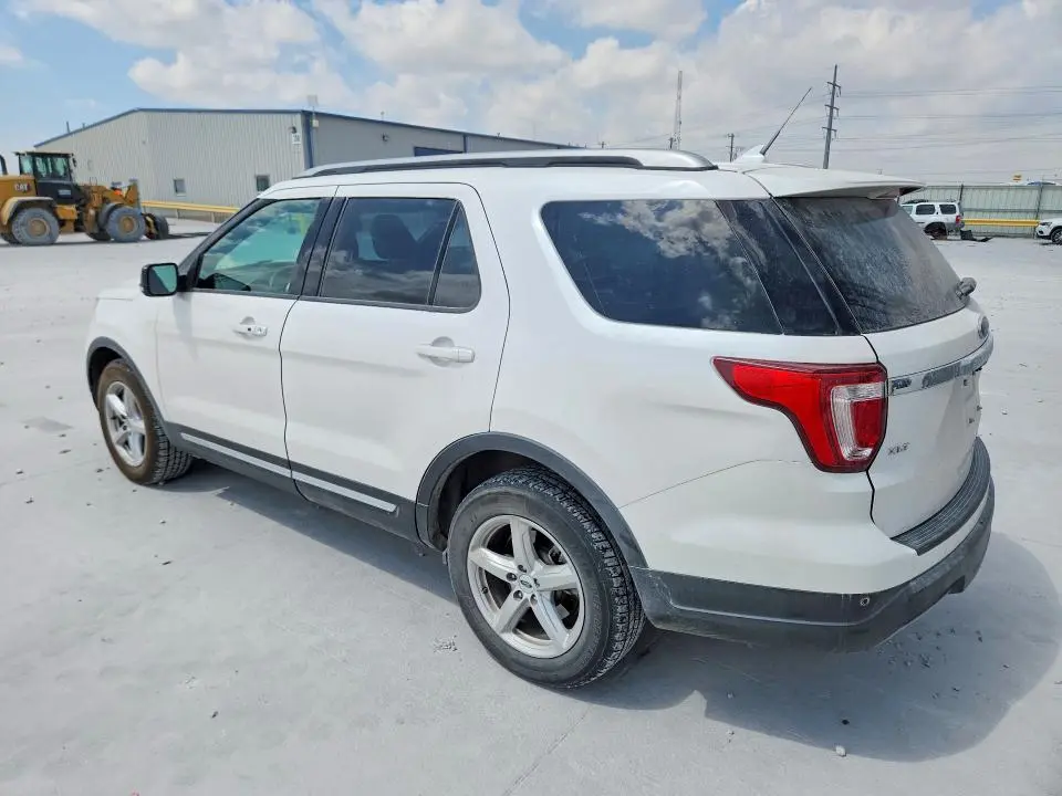 2019 FORD EXPLORER XLT  