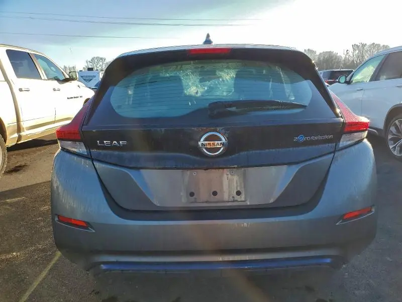 2018 NISSAN LEAF S  