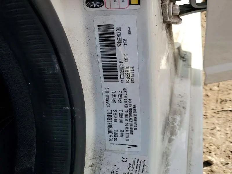 2012 CHRYSLER 200 LX  