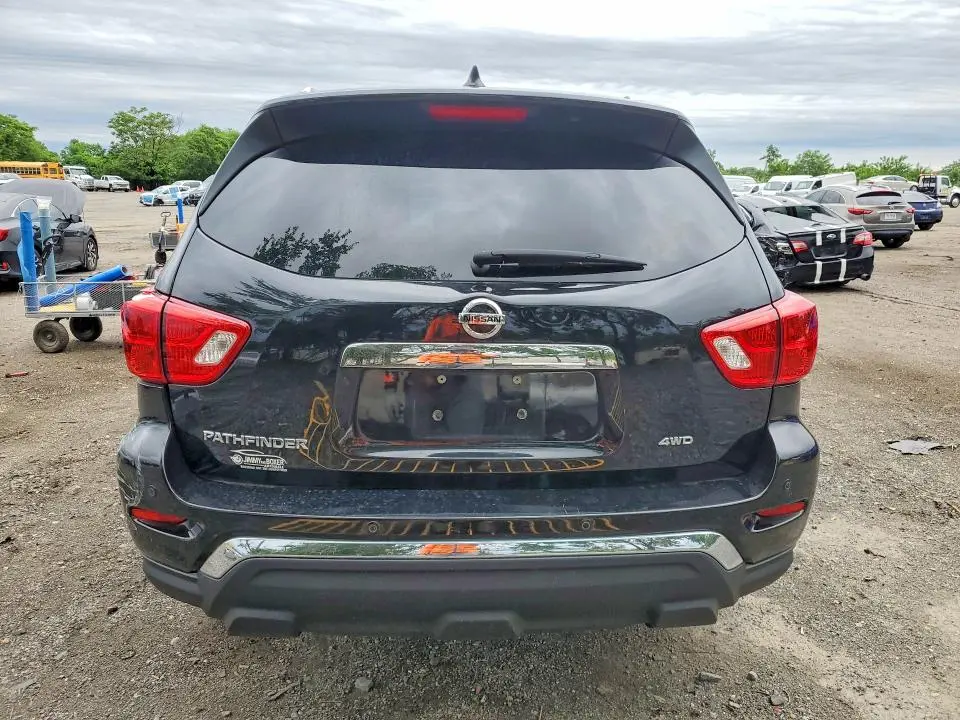 2020 NISSAN PATHFINDER S  