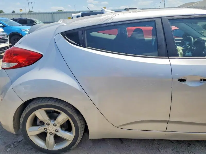 2012 HYUNDAI VELOSTER BASE  
