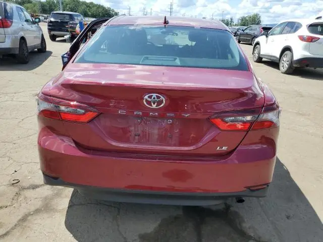 2022 TOYOTA CAMRY LE  