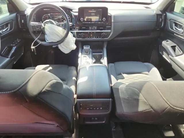 2022 NISSAN PATHFINDER SV  