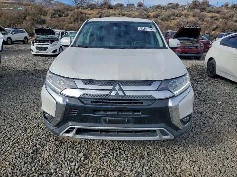 2019 MITSUBISHI OUTLANDER SE  