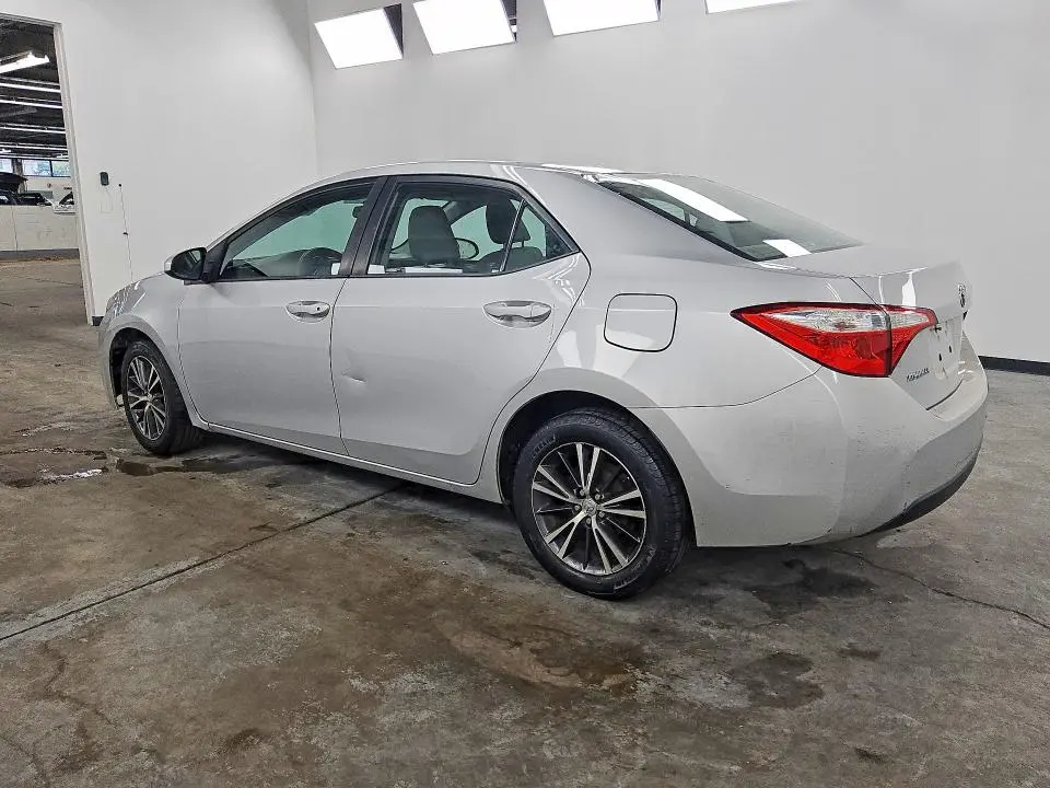 2016 TOYOTA COROLLA LE PLUS  