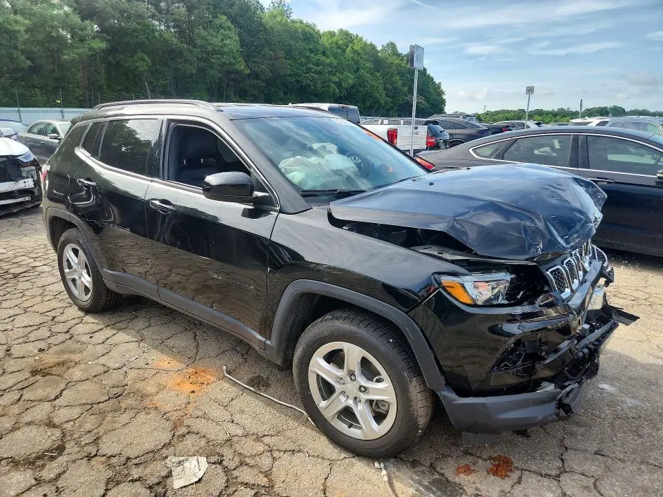 2024 JEEP COMPASS LATITUDE  