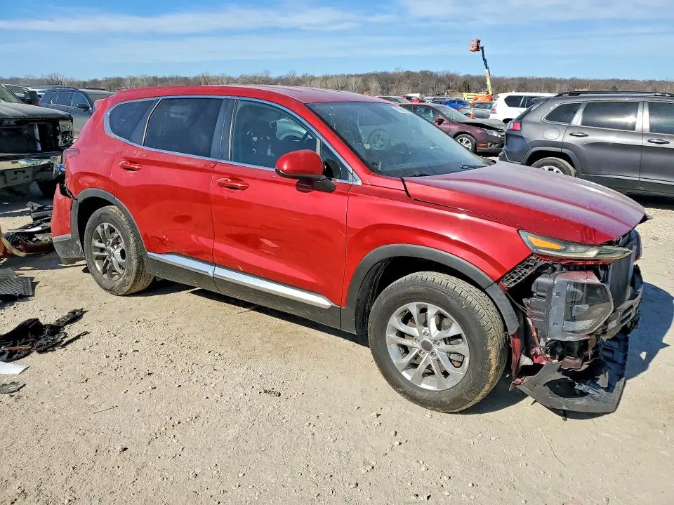 2019 HYUNDAI SANTA FE SE  
