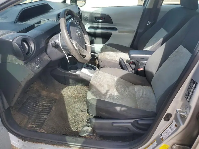 2013 TOYOTA PRIUS C TWO  