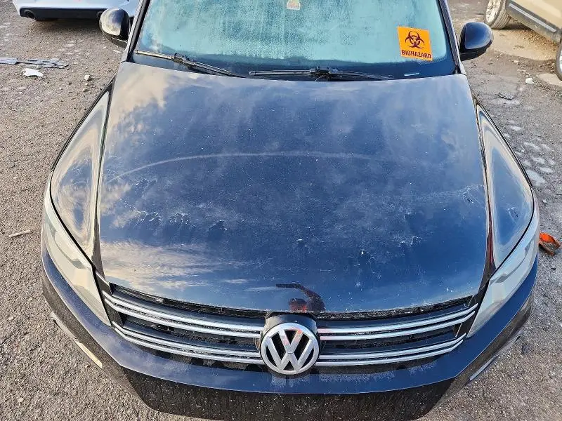 2017 VOLKSWAGEN TIGUAN SPORT  