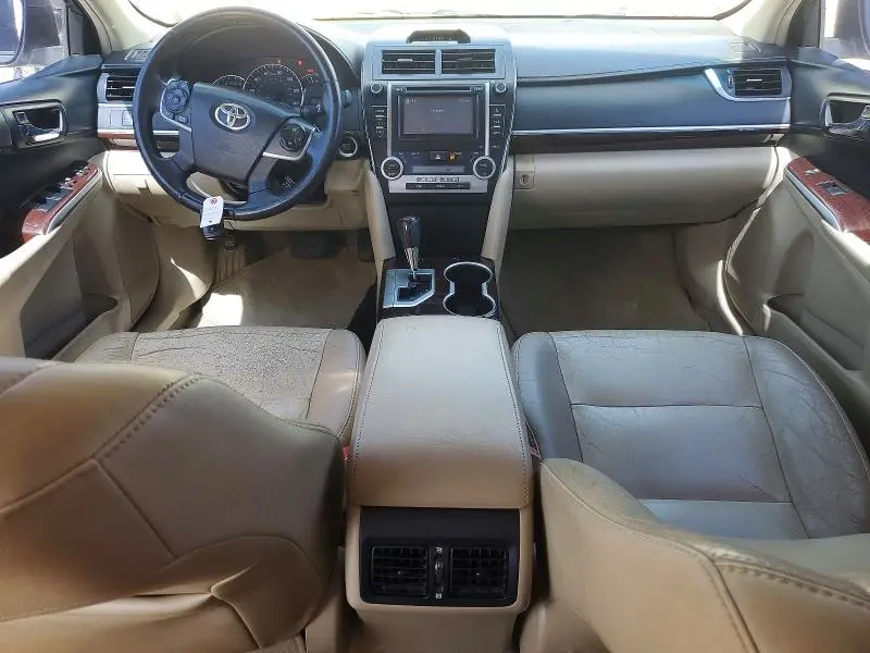 2013 TOYOTA CAMRY XLE  