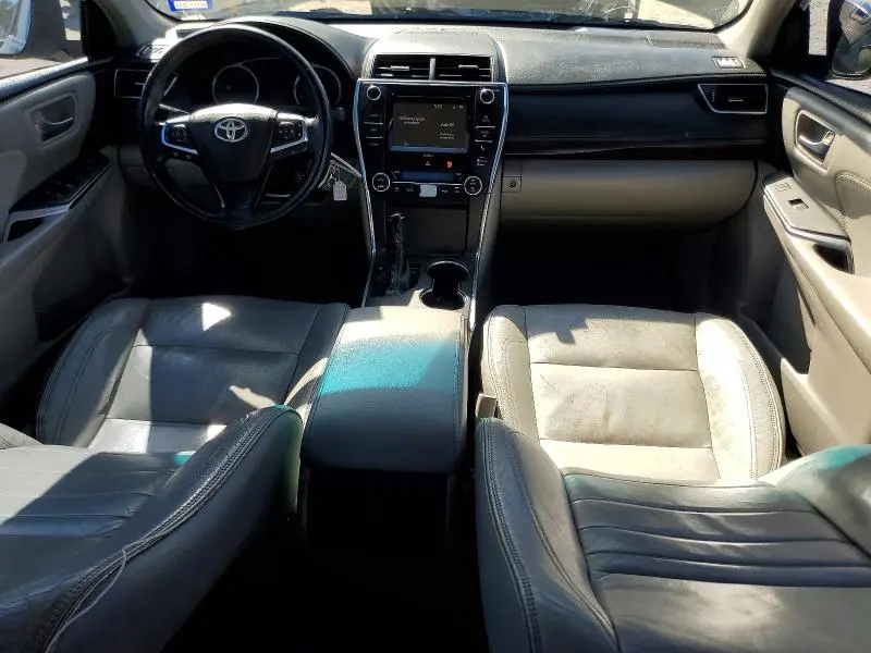 2016 TOYOTA CAMRY XLE  