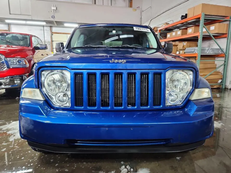 2010 JEEP LIBERTY SPORT  