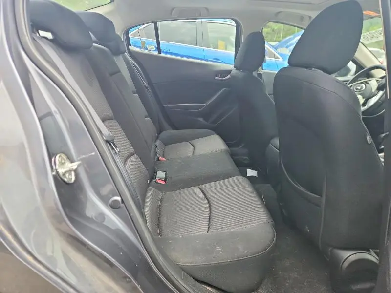 2016 MAZDA 3 TOURING  