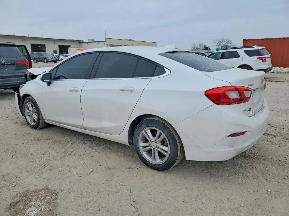 2016 CHEVROLET CRUZE LT  