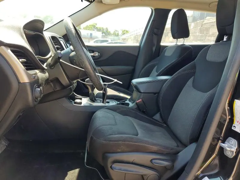 2015 JEEP CHEROKEE SPORT  