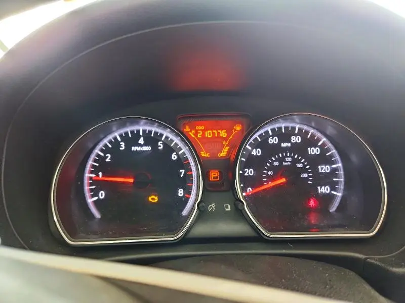 2014 NISSAN VERSA 1.6 SV  