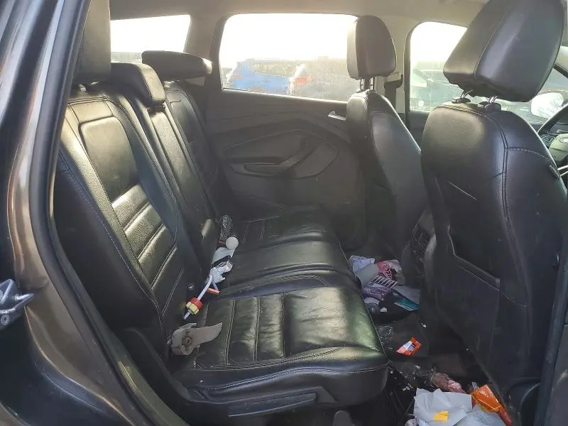 2017 FORD ESCAPE TITANIUM  