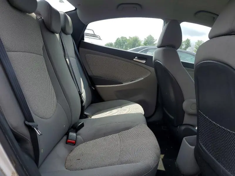 2012 HYUNDAI ACCENT GLS  