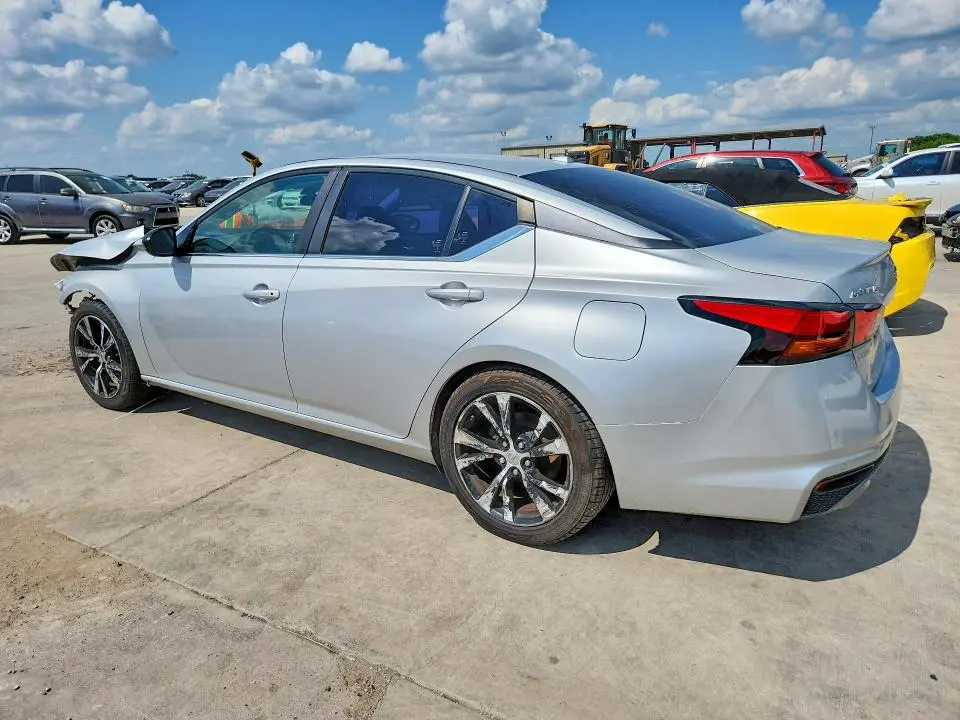2020 NISSAN ALTIMA SR  