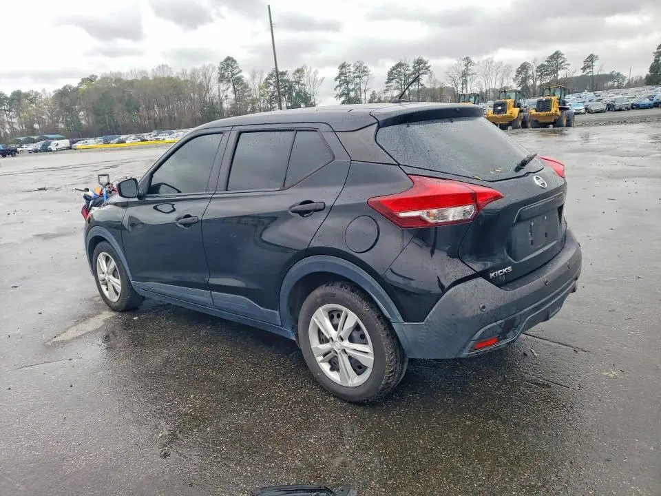 2020 NISSAN KICKS S  