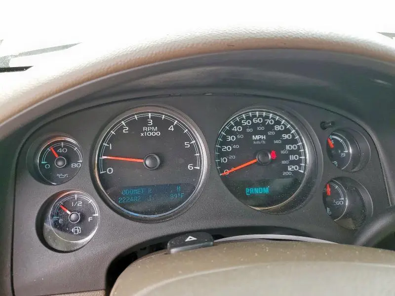 2011 CHEVROLET SUBURBAN C1500 LT  