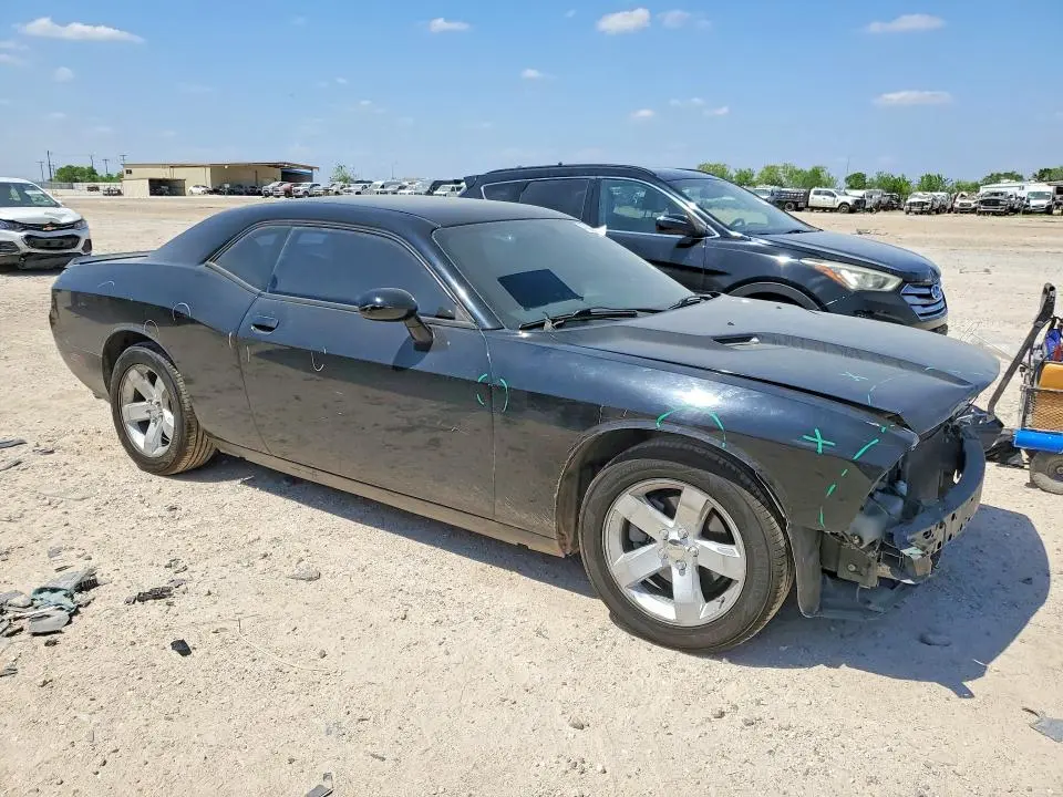 2012 DODGE CHALLENGER SXT  